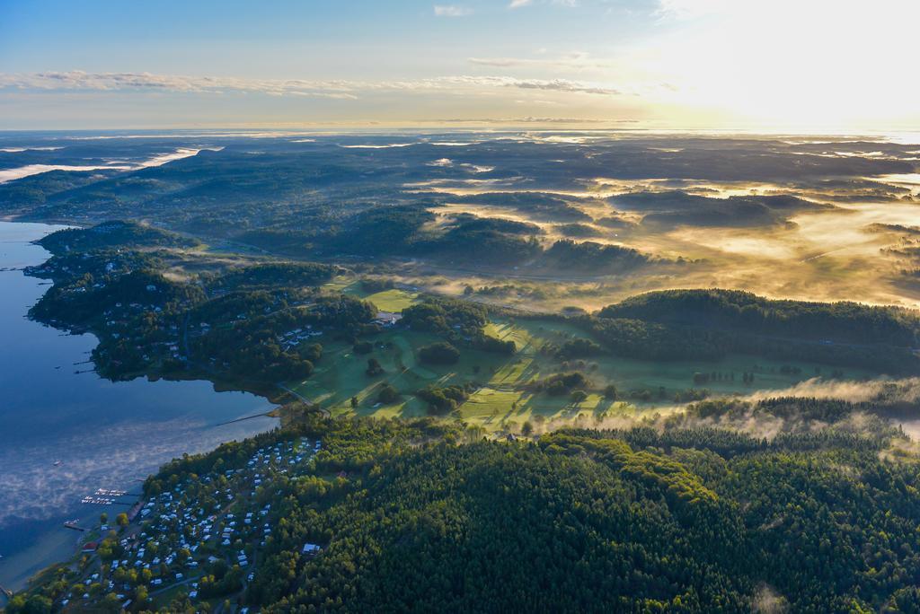 Anfasteroed Gardsvik - Badstugorna Ljungskile Esterno foto