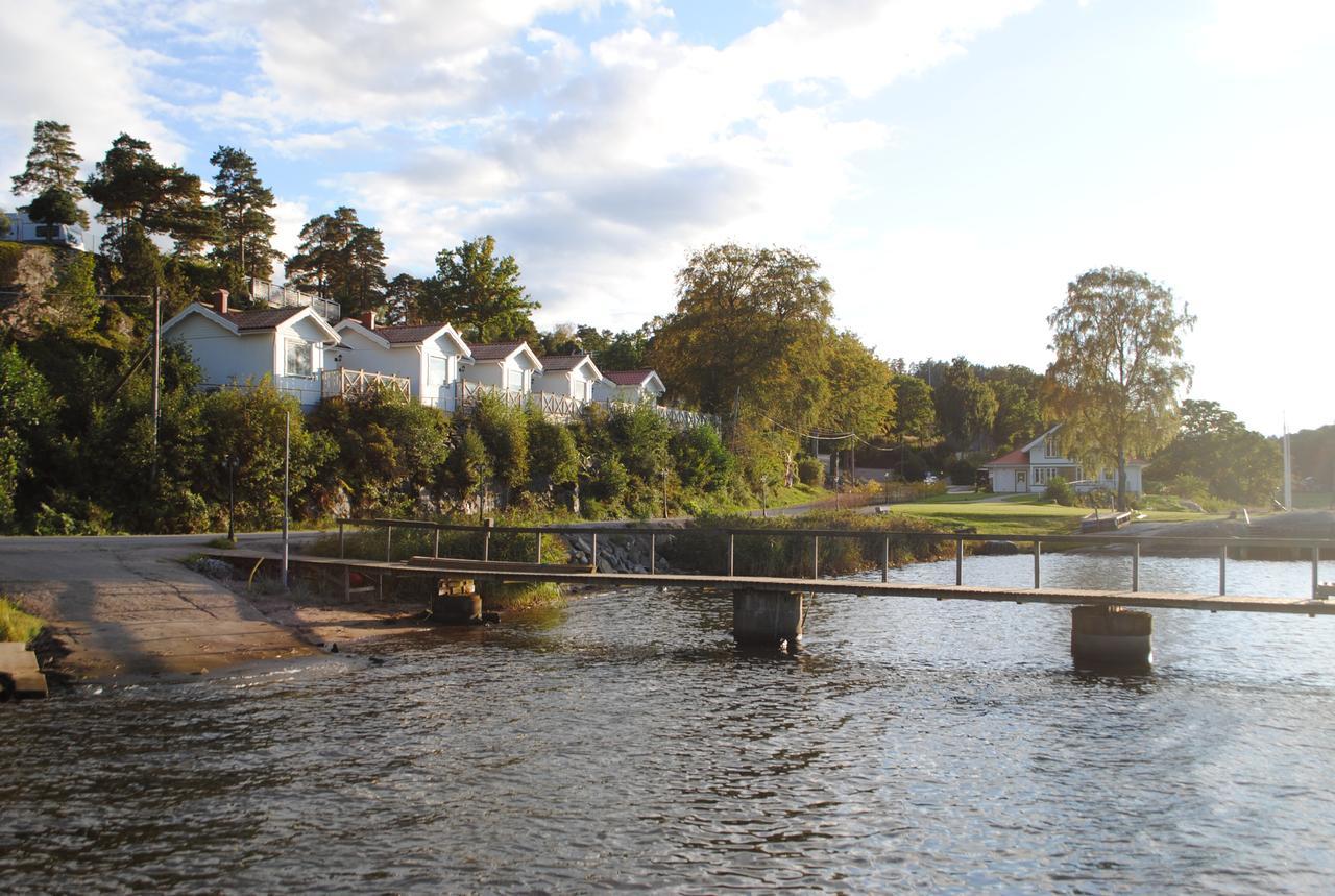 Anfasteroed Gardsvik - Badstugorna Ljungskile Esterno foto